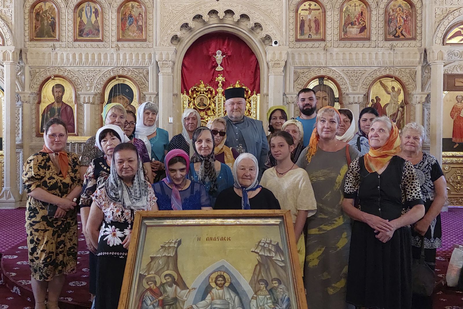 Прихожане храма прп. Серафима Саровского г. Сумгаита совершили паломническую поездку к святыням города Баку
