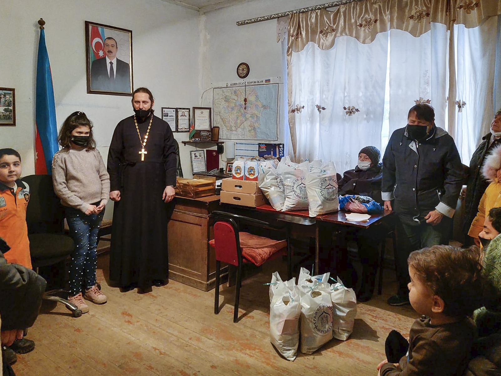 Приходом Архангела Михаила проведена рождественская благотворительная акция