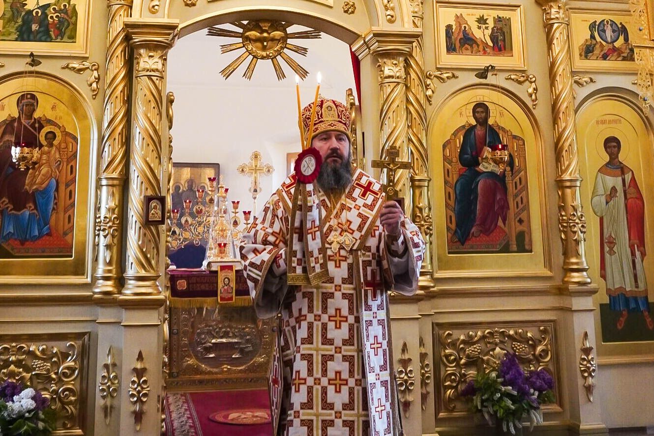 Божественная литургия в Свято-Никольском женском монастыре пос. Монастырский