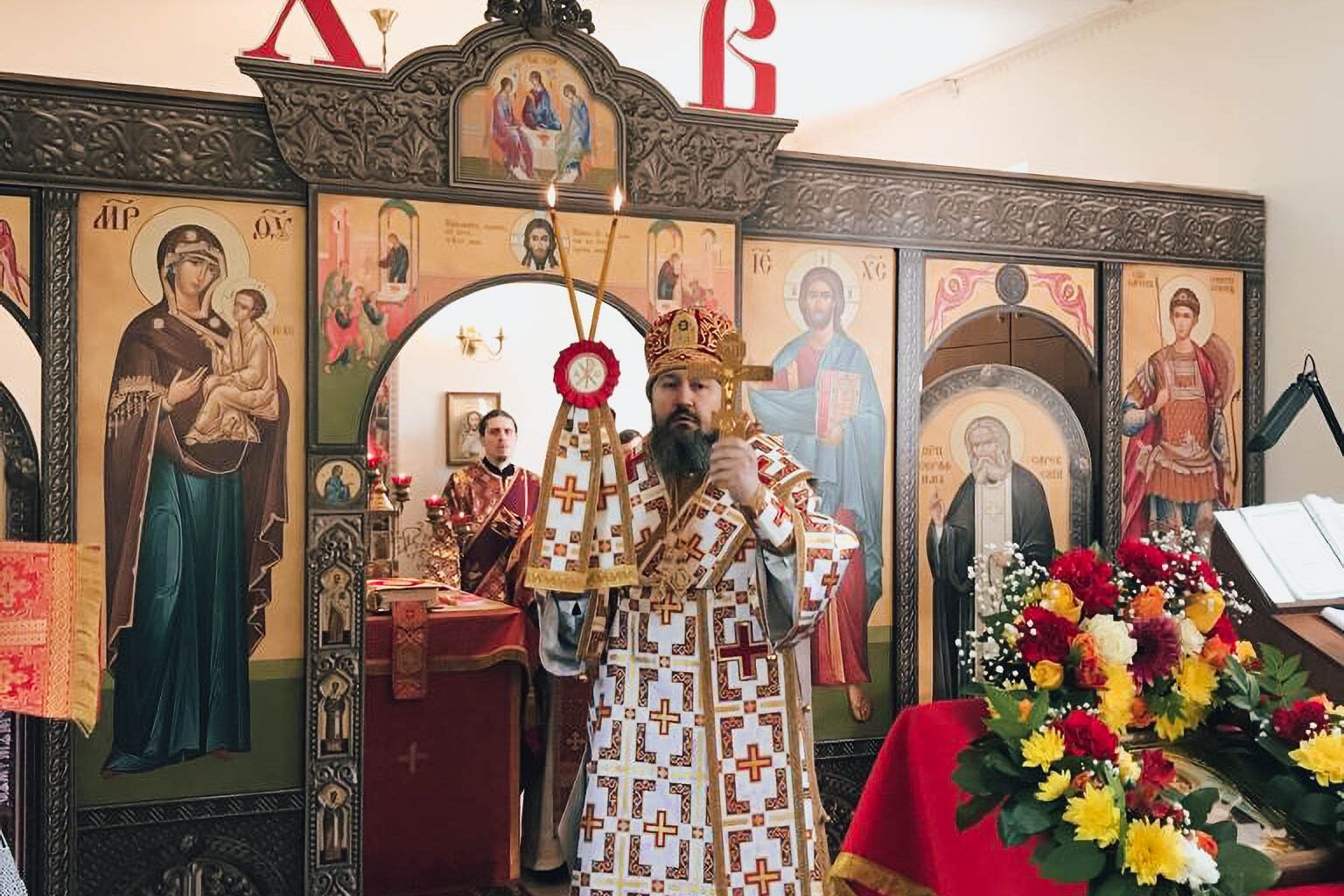 Епископ Варфоломей совершил Божественную литургию в храме великомученика Георгия Победоносца г. Маркса