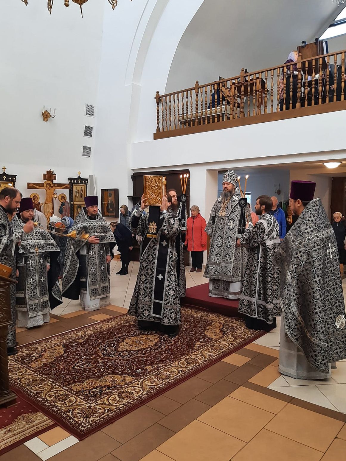 Епископ Варфоломей совершил Литургию Преждеосвященных Даров в храме Рождества Христова г. Балаково