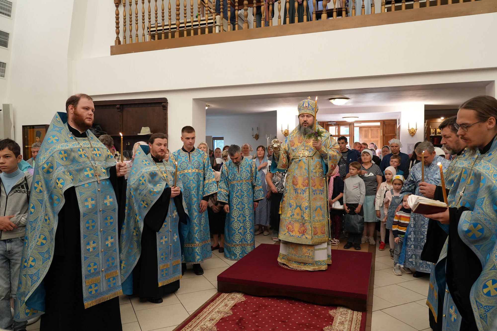 Епископ Варфоломей совершил всенощное бдение в храме Рождества Христова г. Балаково