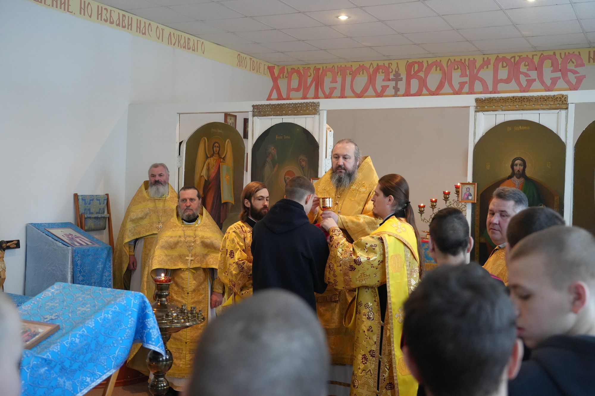 Епископ Варфоломей совершил Божественную литургию в храме Иверской иконы Божией Матери г. Маркса