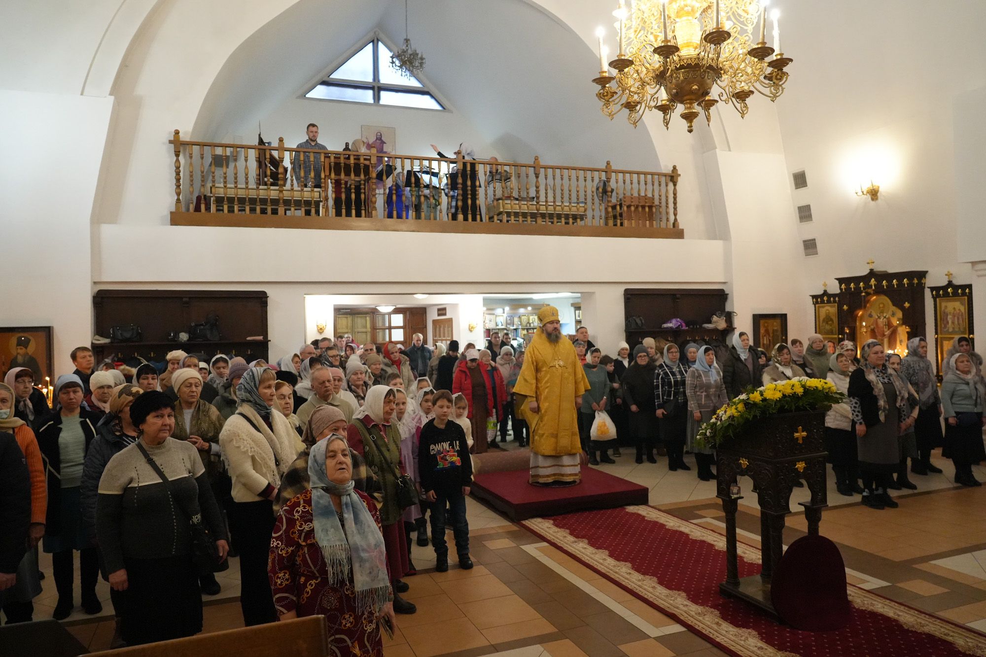 Епископ Варфоломей совершил Божественную литургию в храме Рождества Христова г. Балаково