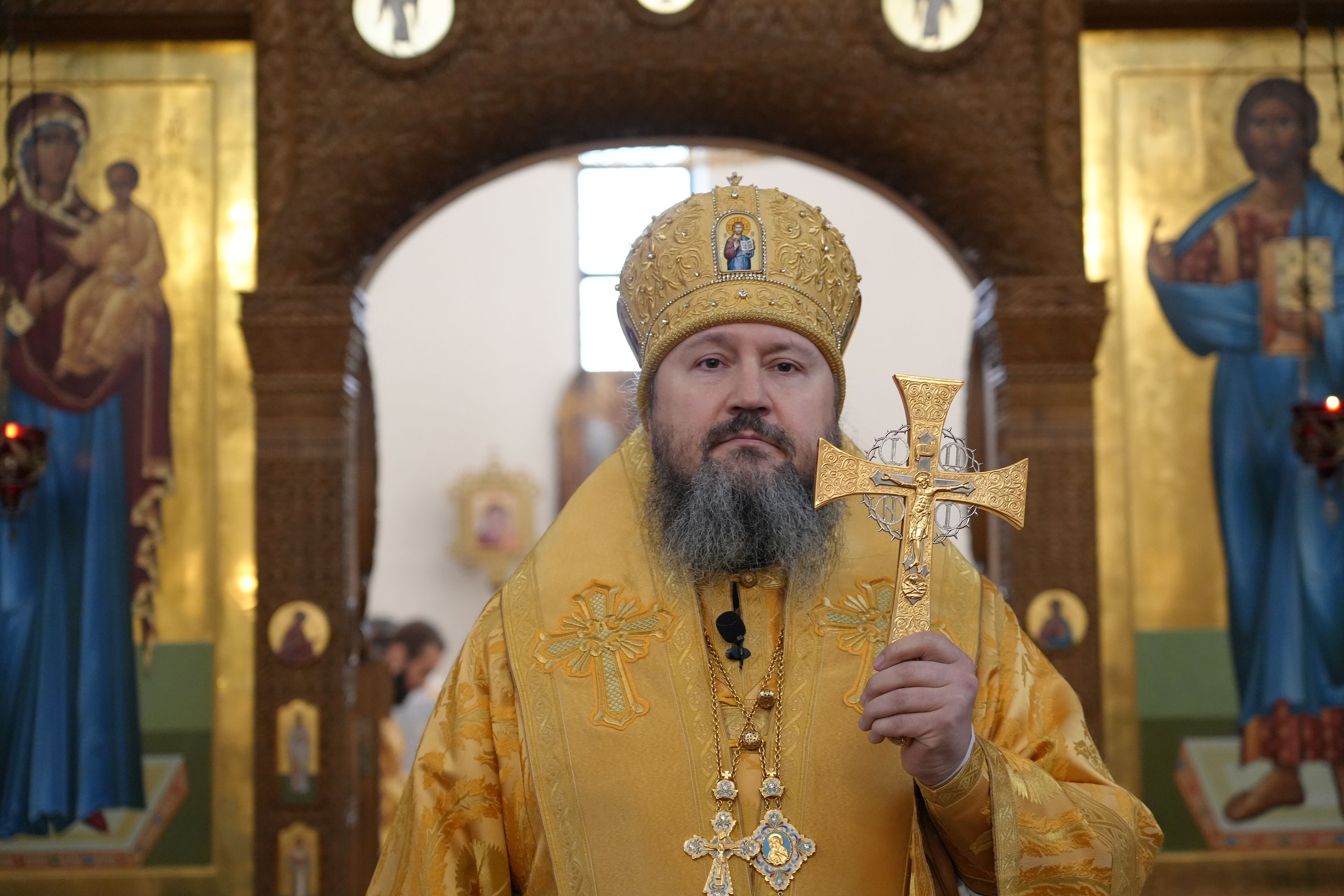 Поздравление епископа Балаковского и Николаевского Варфоломея с Днём волонтера