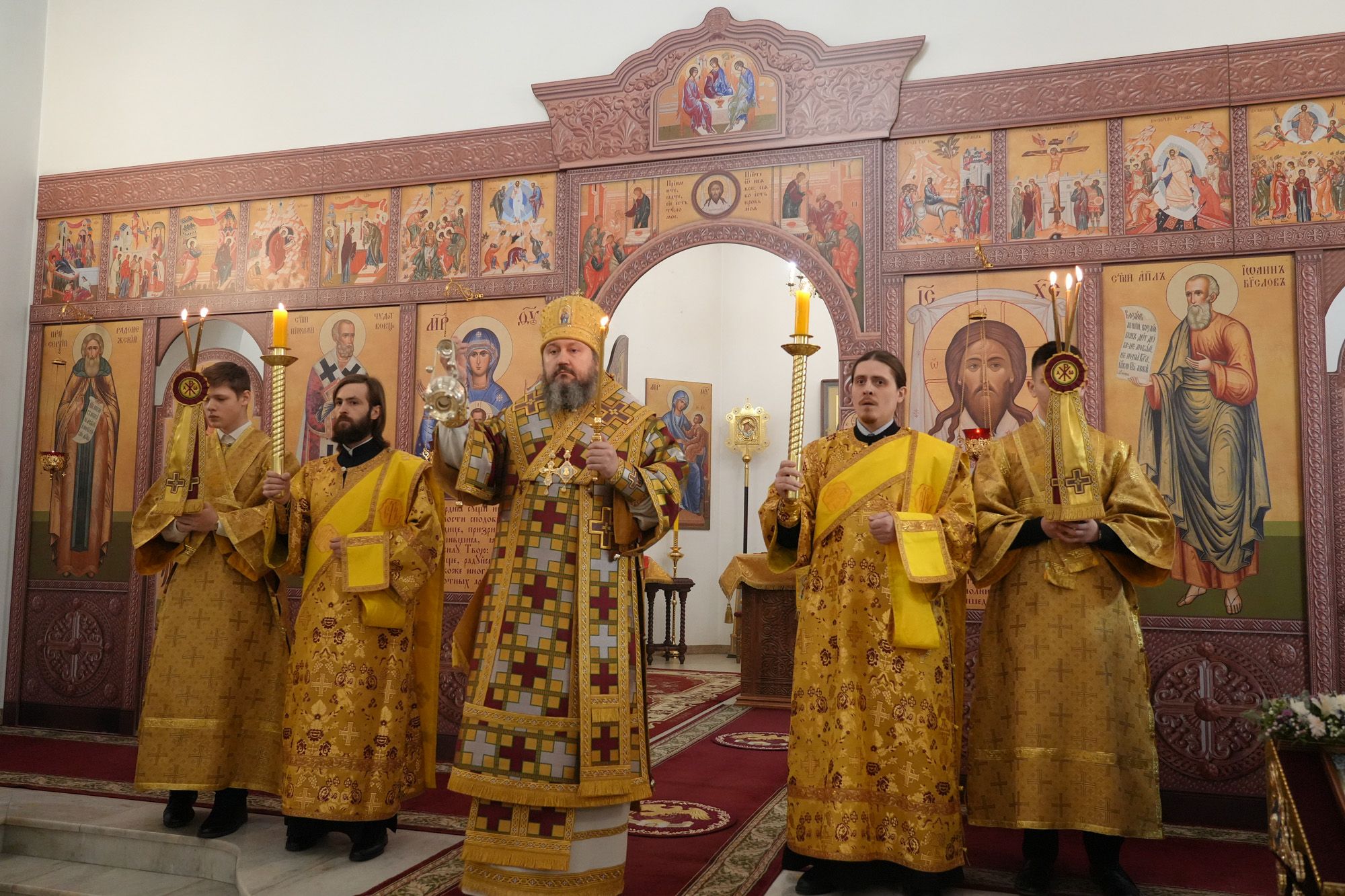 Епископ Варфоломей совершил всенощное бдение в храме апостола и евангелиста Иоанна Богослова г. Балаково