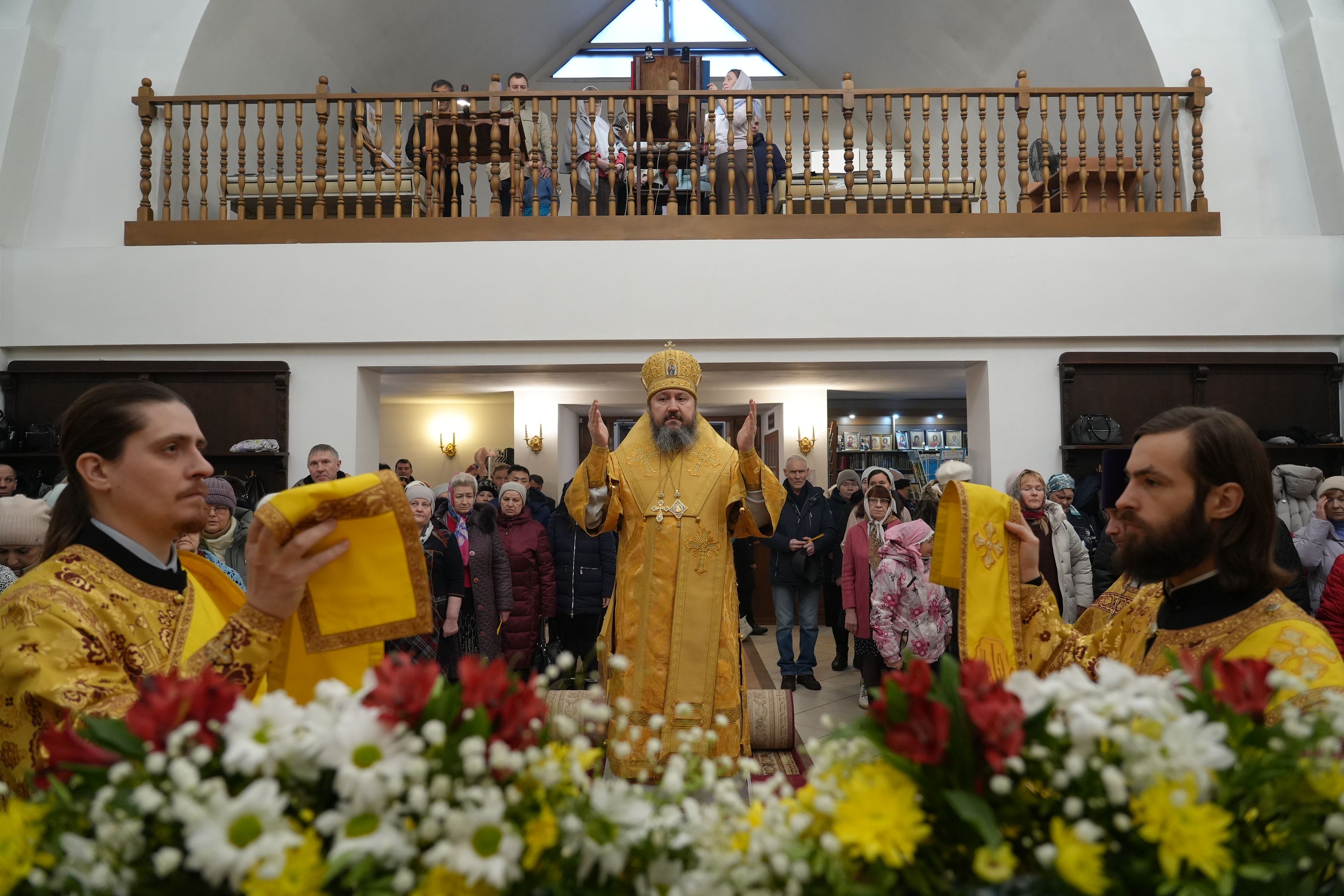Епископ Варфоломей совершил Божественную литургию в храме Рождества Христова г. Балаково