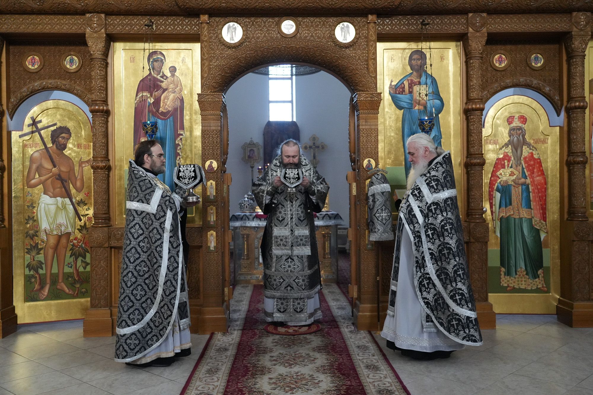 Епископ Варфоломей совершил Литургию Преждеосвященных Даров в Свято-Троицком кафедральном соборе г. Балаково