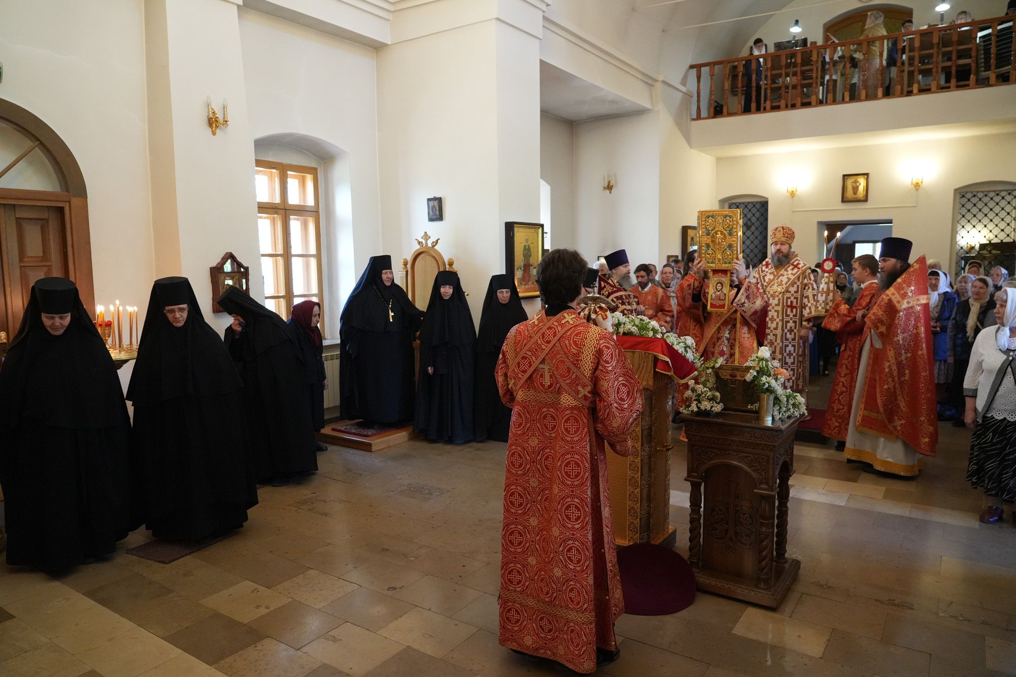 Епископ Варфоломей совершил Божественную литургию в Свято-Никольском женском монастыре п. Монастырский