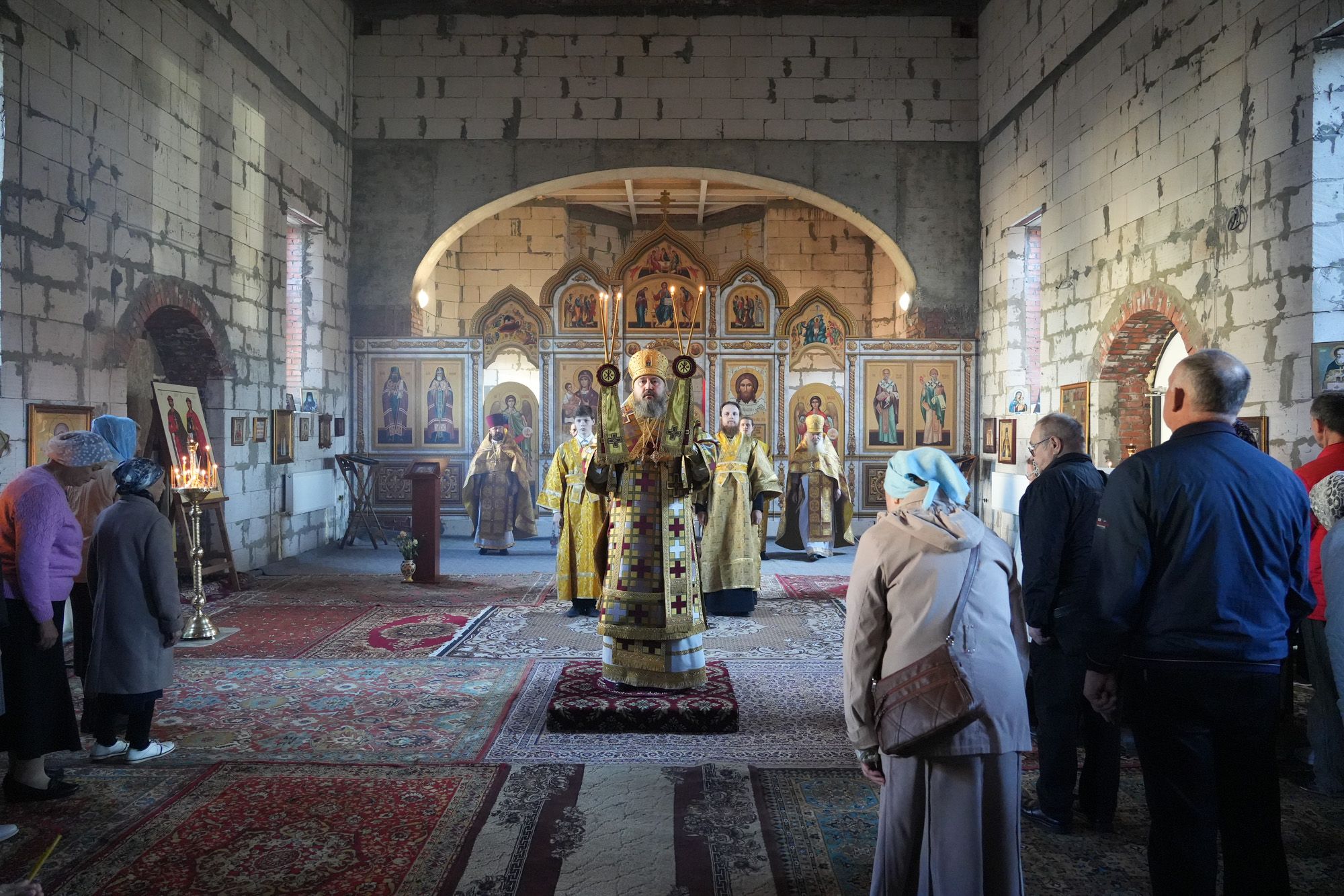 Епископ Варфоломей совершил Божественную литургию в храме иконы Божией Матери «Троеручица» г. Балаково