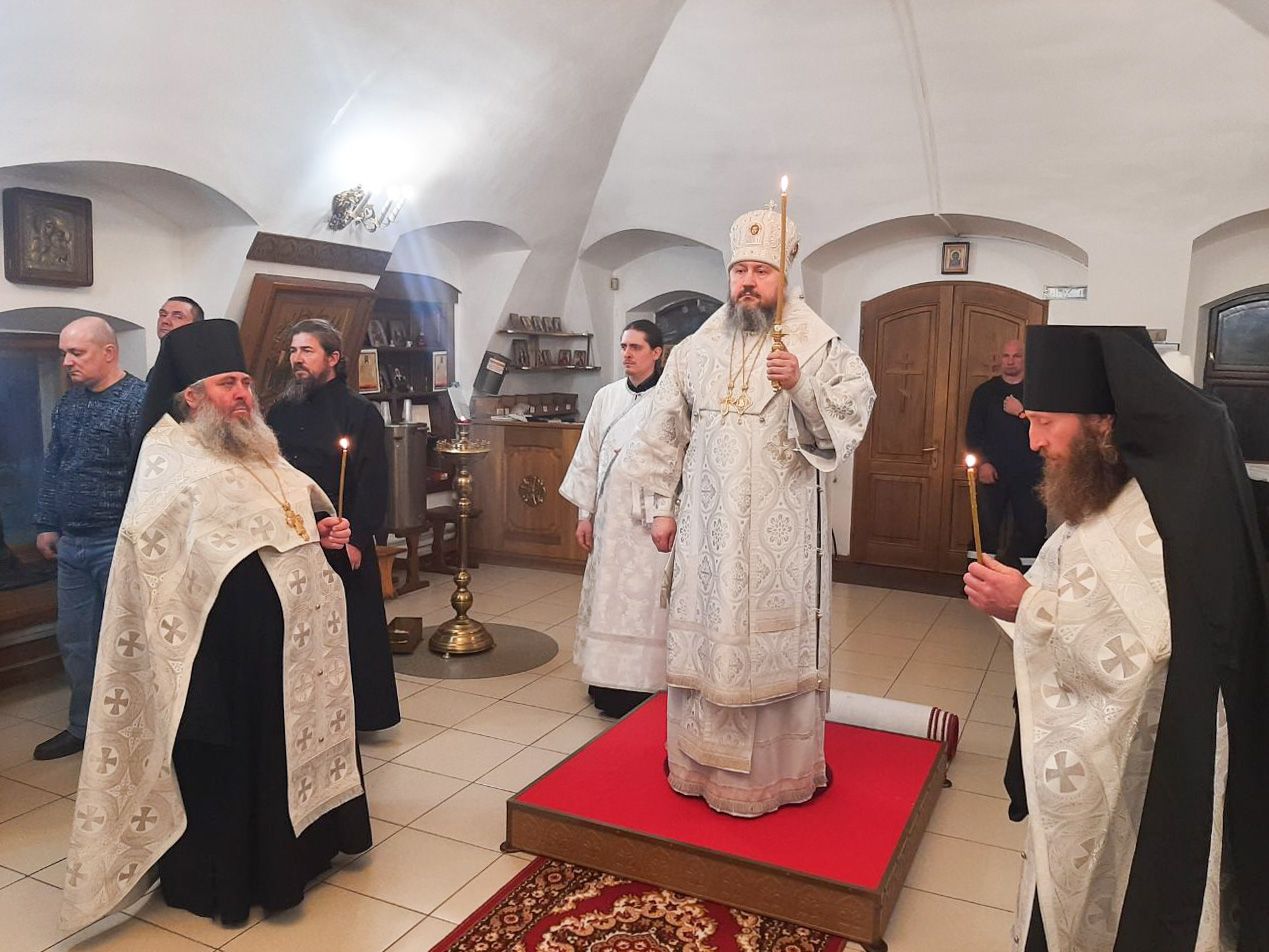 Епископ Варфоломей совершил всенощное бдение в Иргизском Воскресенском мужском монастыре