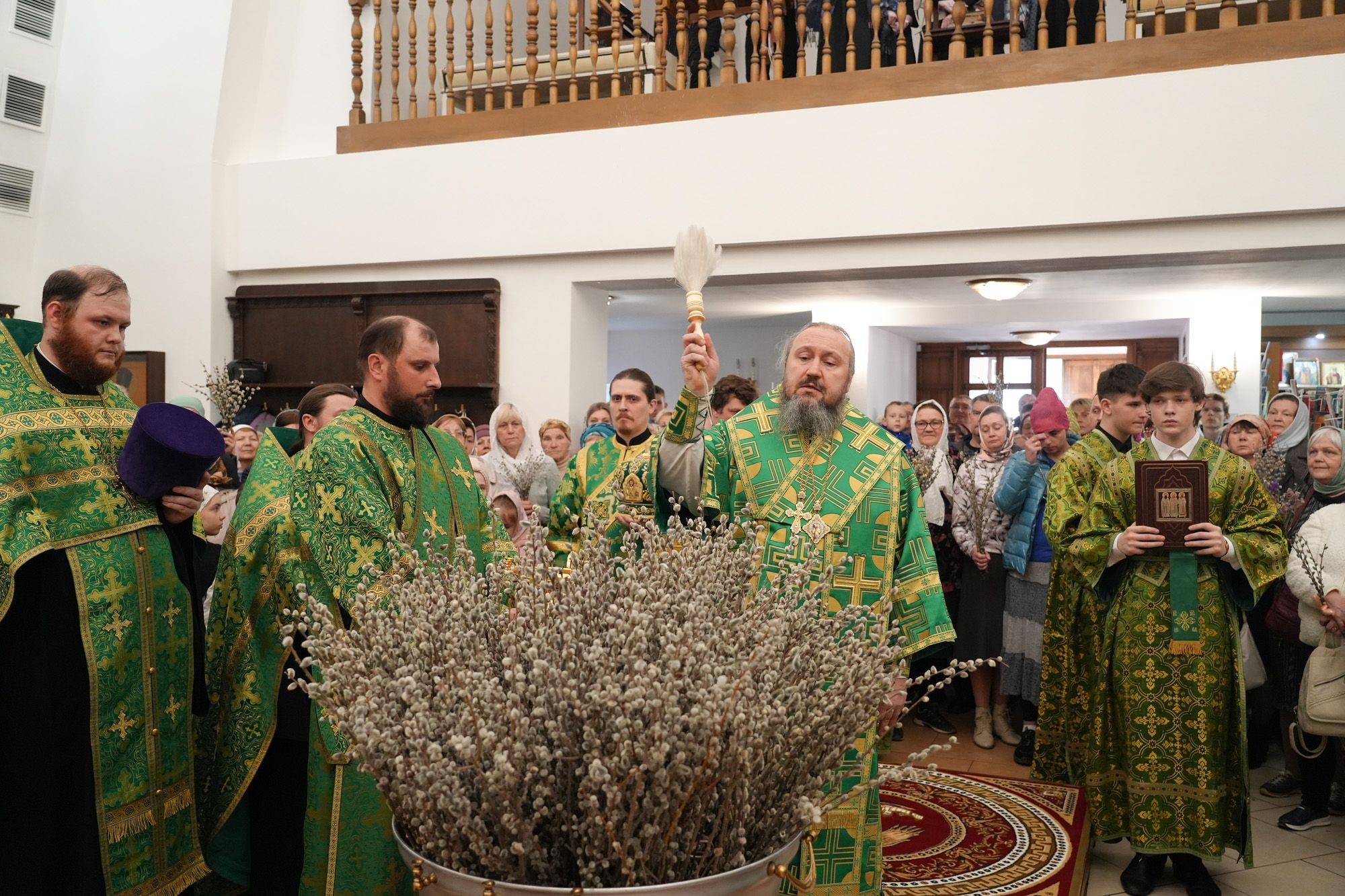 Епископ Варфоломей совершил всенощное бдение в храме Рождества Христова г. Балаково