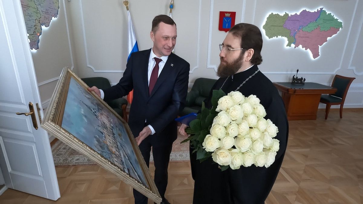 Представители власти поздравили митрополита Игнатия с днем рождения