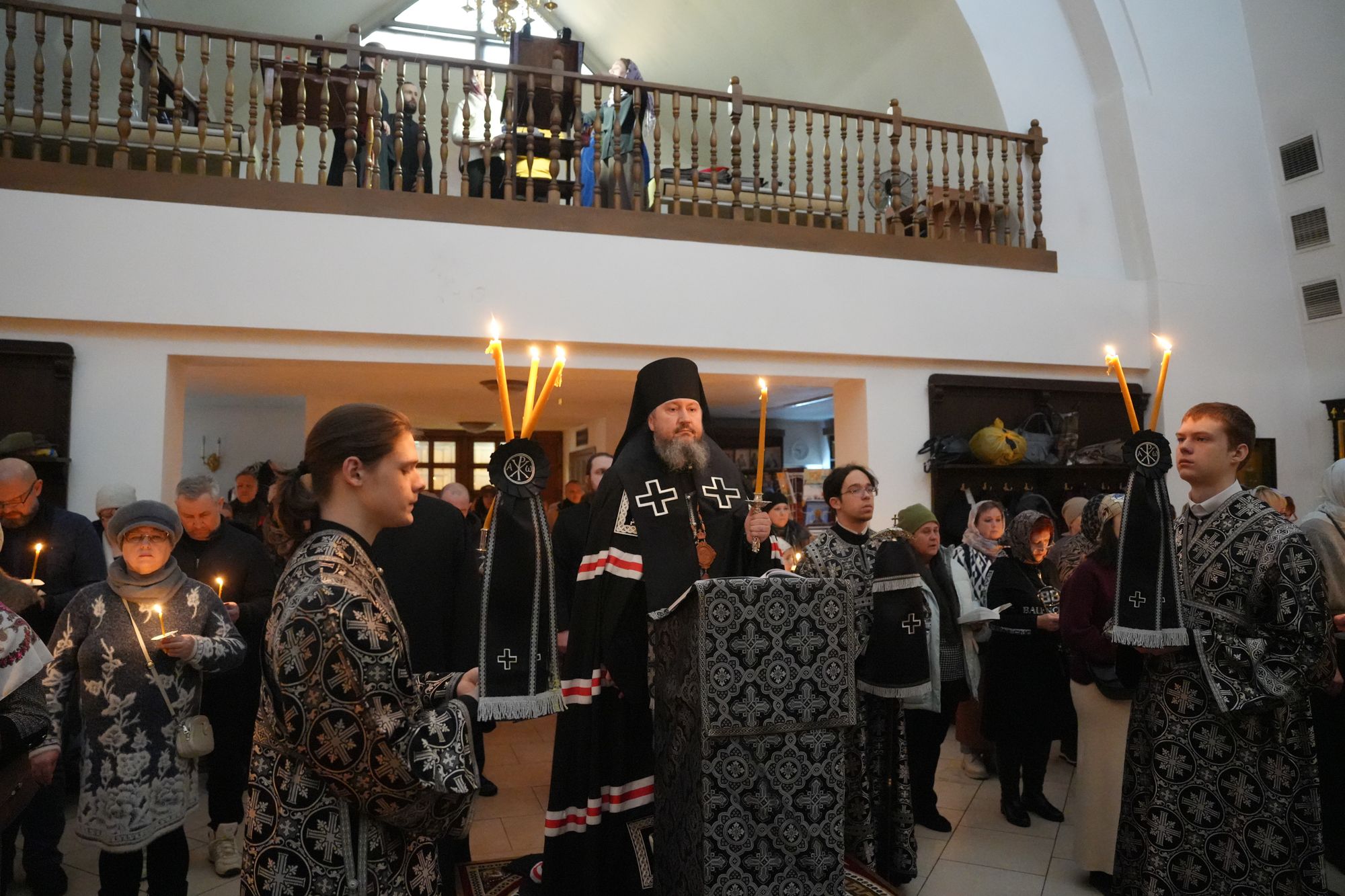 Епископ Варфоломей совершил великое повечерие с чтением канона преподобного Андрея Критского в храме Рождества Христова г. Балаково