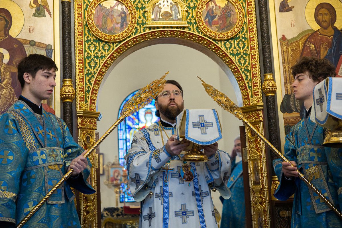 Митрополит Игнатий совершил Божественную литургию в храме в честь иконы Божией Матери «Утоли моя печали» г. Саратова