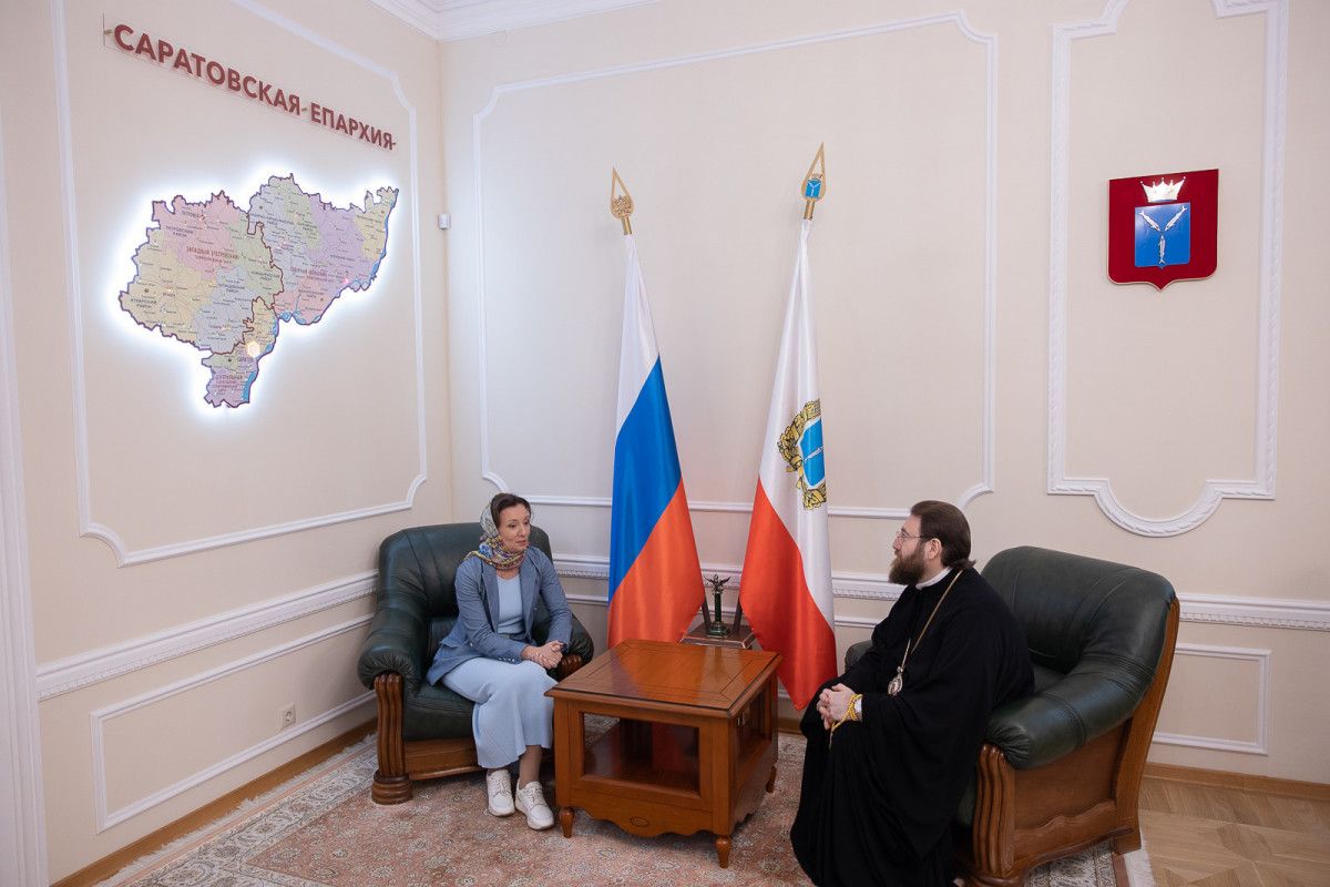Митрополит Игнатий встретился с заместителем Председателя Государственной Думы Анной Юрьевной Кузнецовой