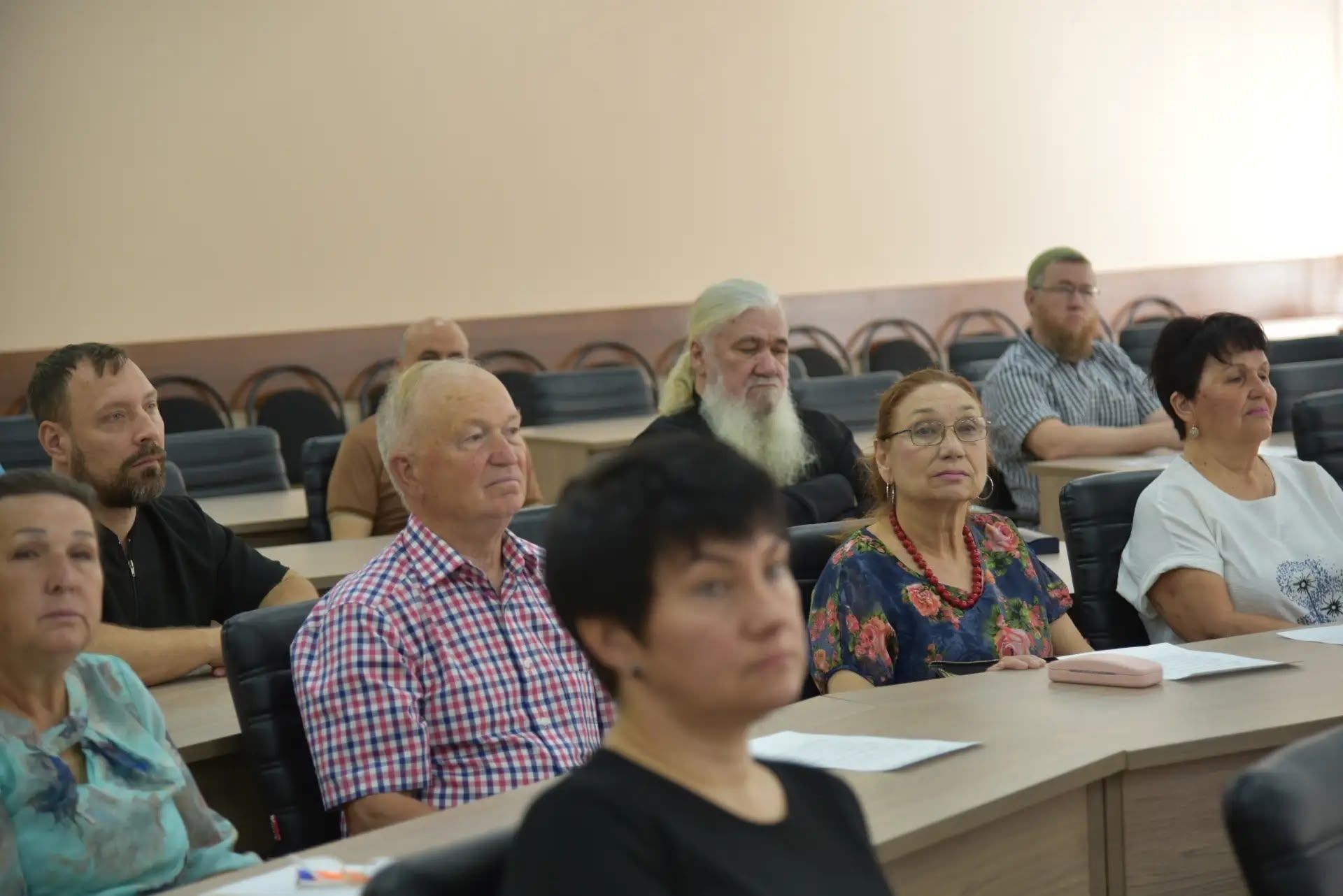 Благочинный Троицкого округа принял участие в заседании Совета по межнациональным отношениям