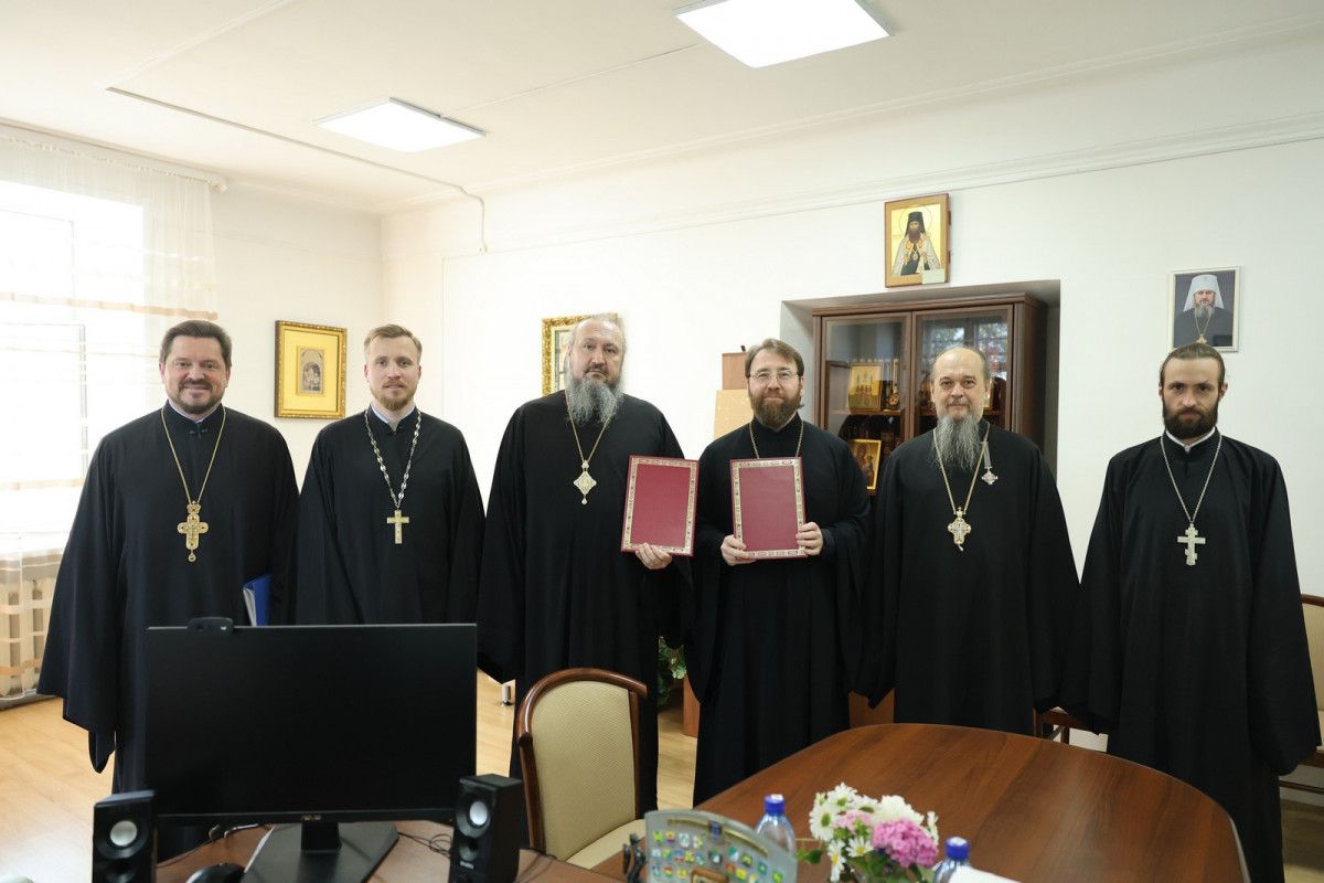 Подписано соглашение о сотрудничестве между Саратовской и Новосибирской духовными семинариями