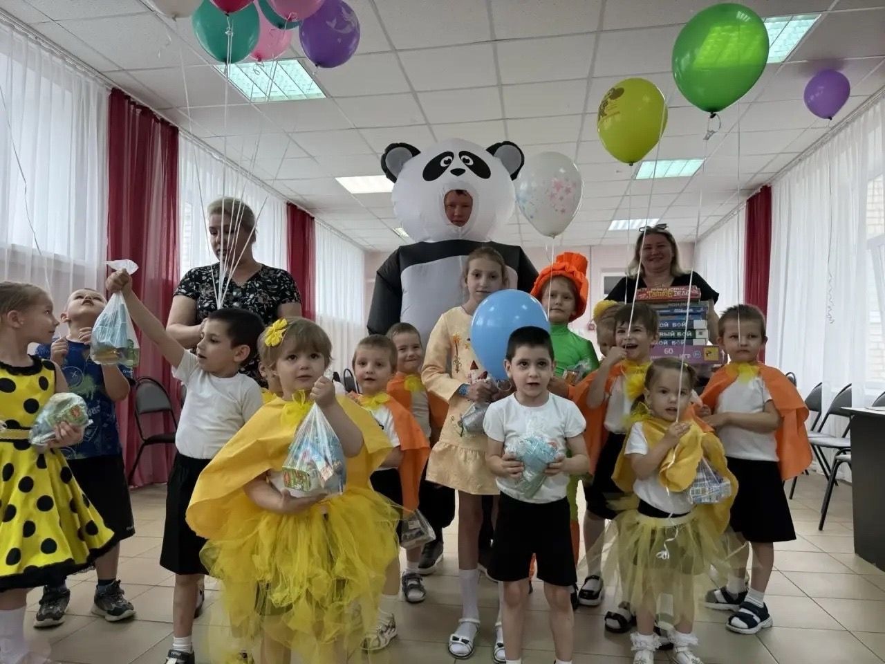Благотворительное движение «Добротолюбие» провело мероприятие в Балаковском центре социальной помощи семье и детям